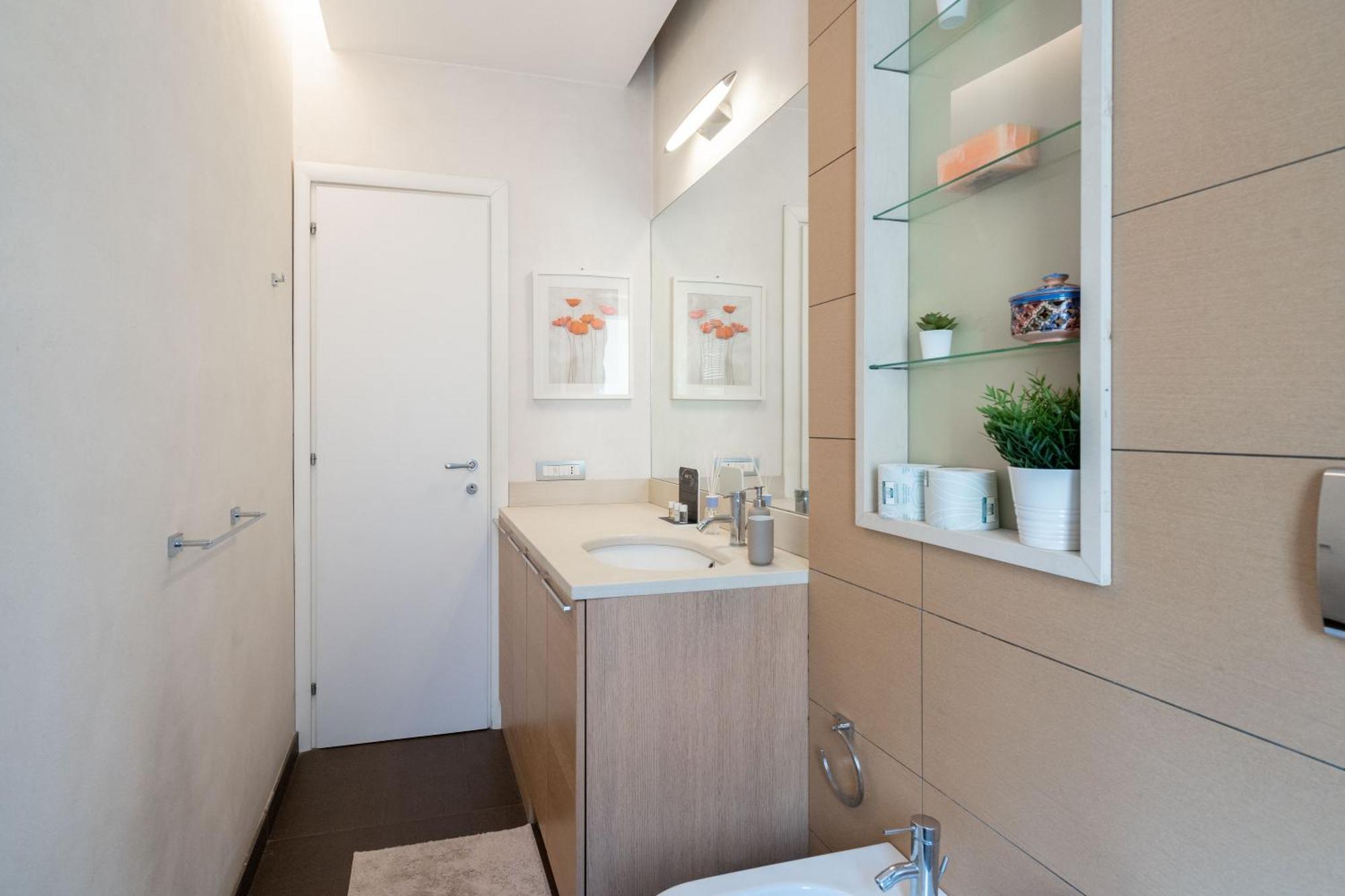 -15Min Dal Colosseo- Aria Condizionata & Netflix Gratis Apartment Rome Exterior photo